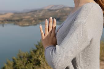 Communication Strategies for Describing the Mind-Body Connection to Patients in Conversations About Their Pain