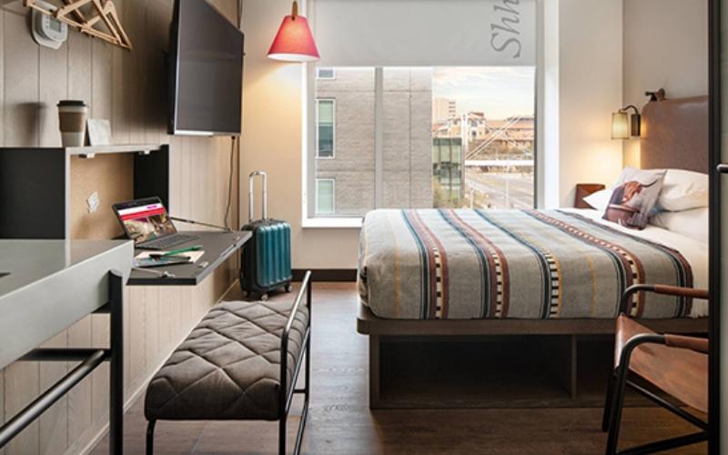 Moxy Austin - University room